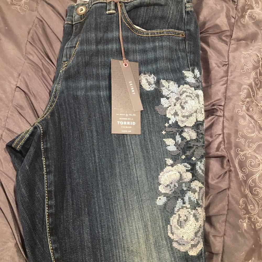 Jeans - Picture 2 of 2